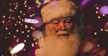 Should Santa Claus be a man, a woman, or genderless?