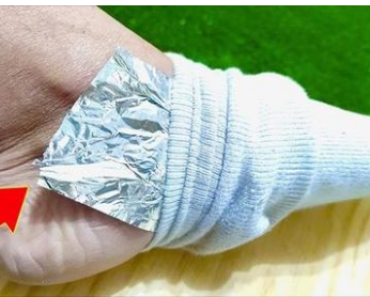 Put Aluminum Foil on Your Feet and Say Goodbye to Aches and Pains: The Surprising Hack