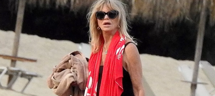 “Reason for gossiping”: Goldie Hawn, 77 years old, posted photos of her vacation in a swimsuit.