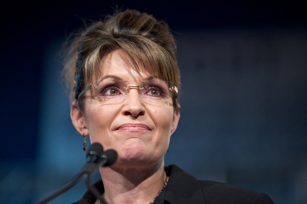 Sarah Palin was crushed after her 27-year role model marriage ended by email, now she’s found love again