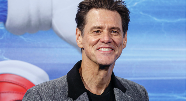 Comedy Legend Jim Carrey Says Goodbye to