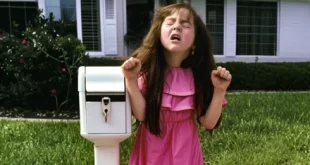 My 10-year-old always checked the mailbox alone – Today I did, and it left me in tears