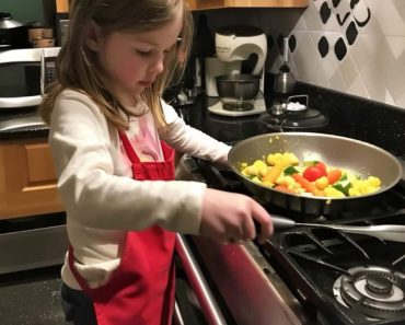 The reason why the 7-year-old daughter of my fiance cooks and does all the chores daily left me speechless