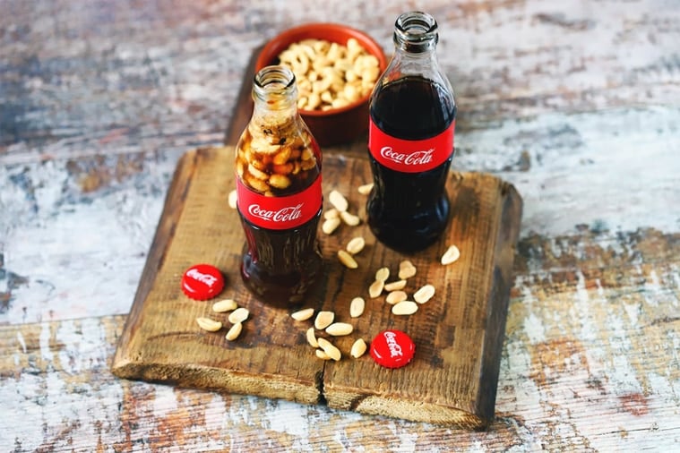 Peanuts in Coca Cola