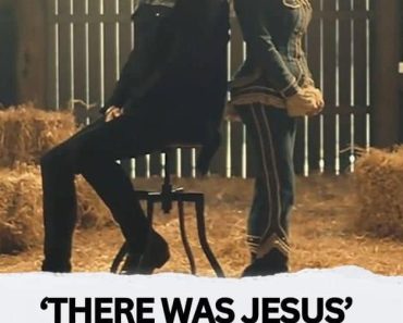 Dolly Parton’s Unforgettable Duet: “There Was Jesus” – A Song That Touches the Soul