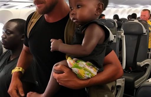 Man Offered to Help Me with My Baby on a Plane