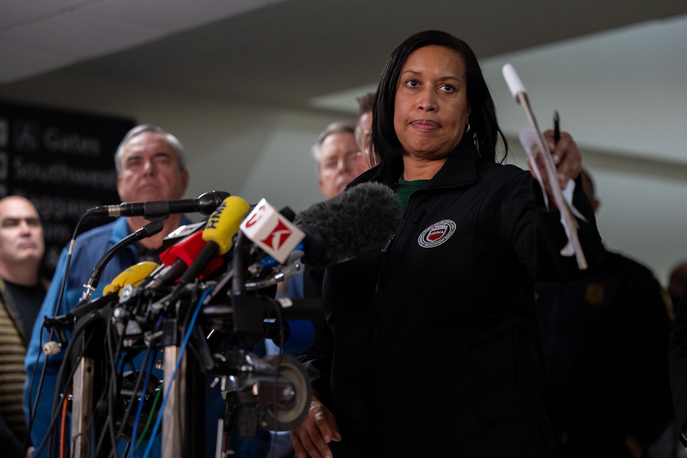 Mayor Muriel Bowser speaking at a press conference with other government officials on the rescue efforts following a collision between an American Airlines plane and an Army helicopter in Washington, D.C. on January 30, 2025. | Source: Getty Images