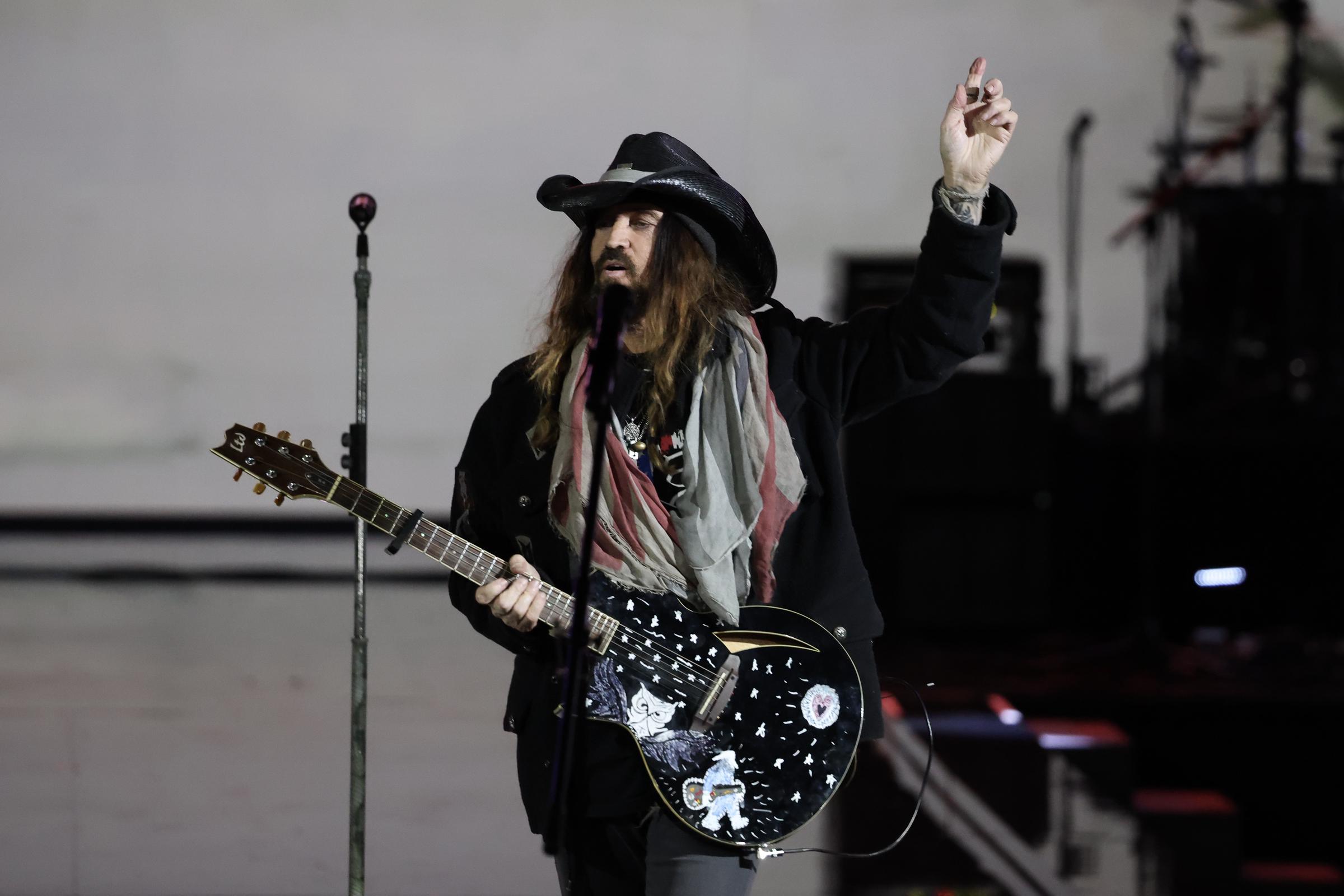 Billy Ray Cyrus performing at Donald Trump's inauguration. | Source: Getty Images