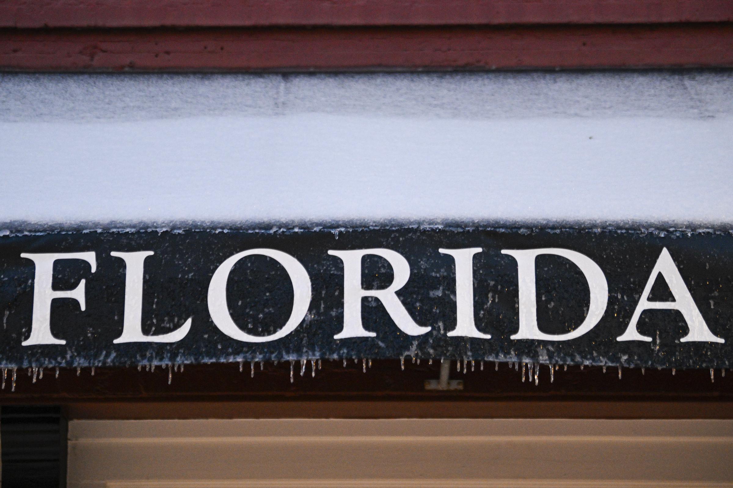 A detail photo of' Florida' sign after snowfall on January 22, 2025, in Tallahassee, Florida | Source: Getty Images