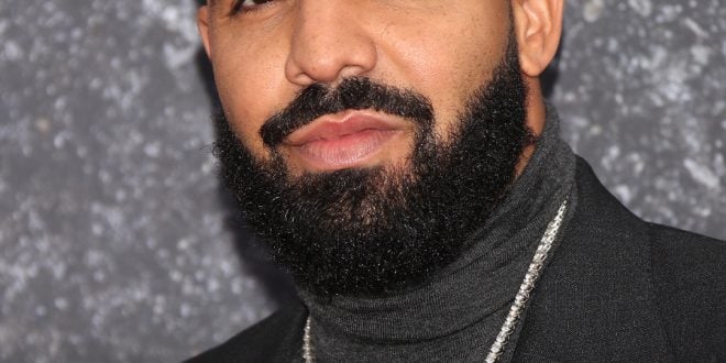 Drake & His 'Cute' Son Adonis Spotted at the Toronto Raptors vs. Golden State Warriors Game – Photos