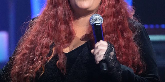 Users Say That Wynonna Judd, 60, Has Had 'Too Much Weight Loss ' – Photos Before & After