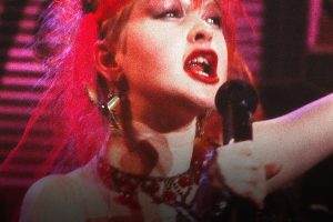 ‘Who Picked That Outfit?’: Users React to 71-Year-Old Cyndi Lauper’s Viral Concert Performance – Video