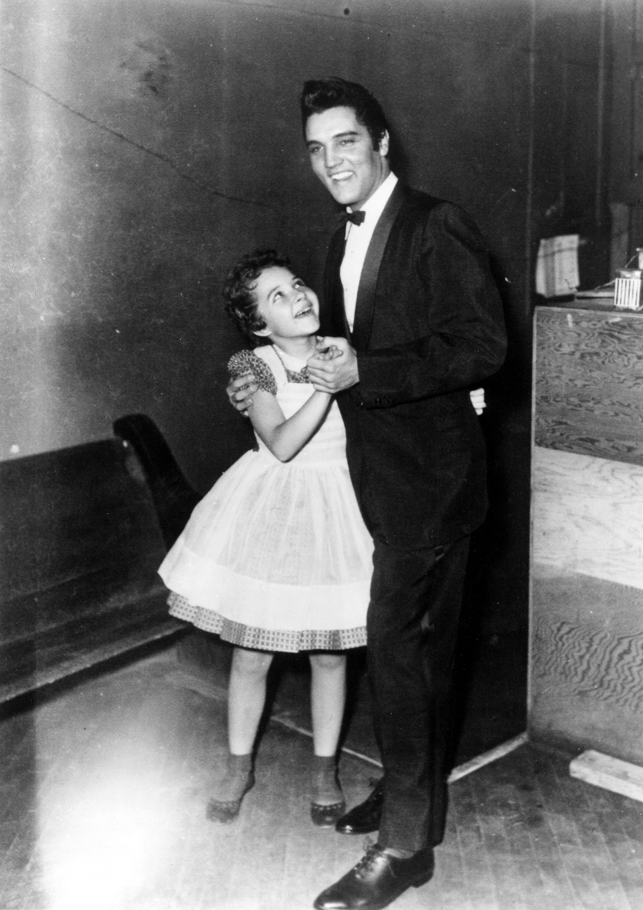 Brenda Lee photographed with Elvis Presley in 1956. | Source: Getty Images