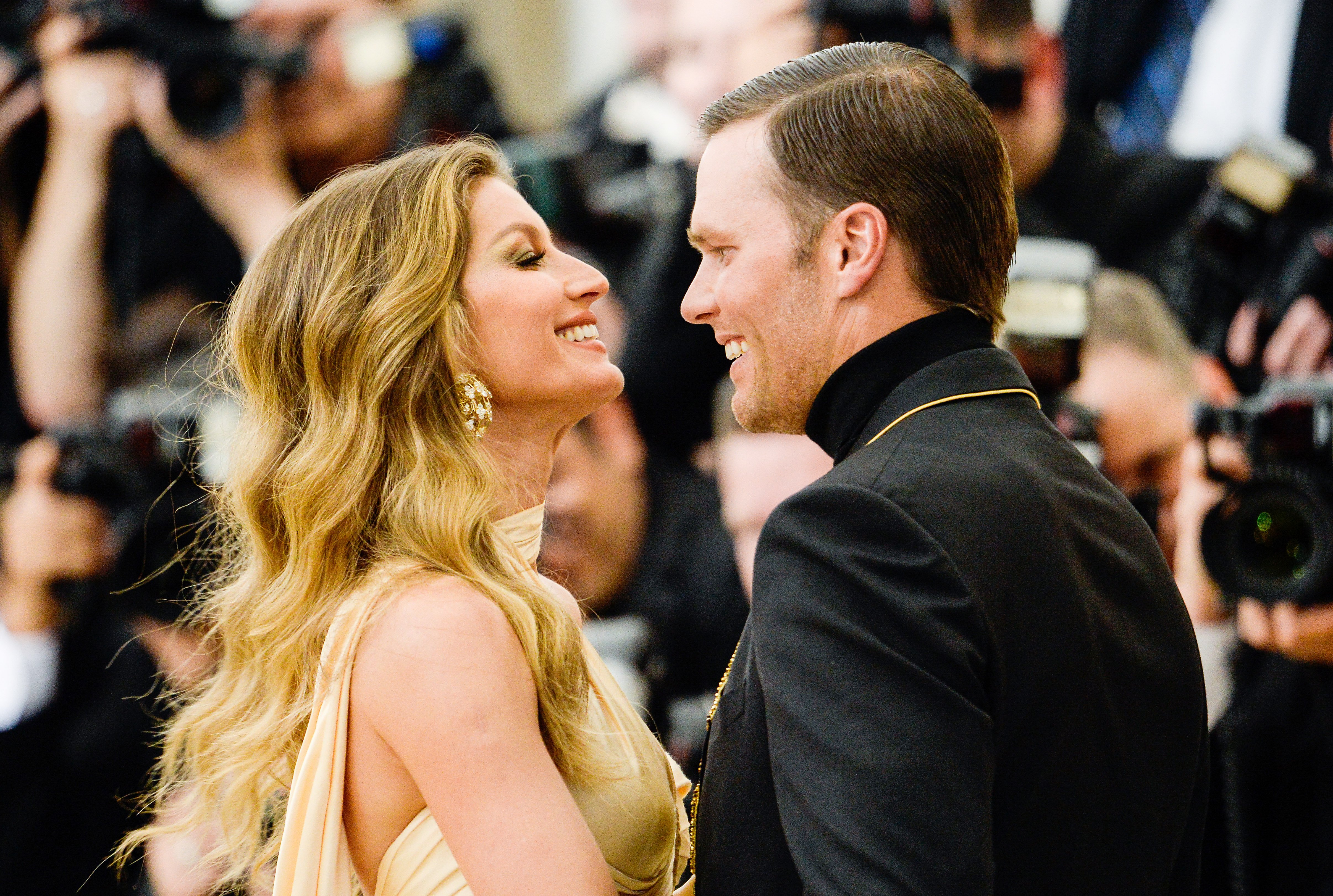 Tom Brady and Gisele Bundchen enter the Heavenly Bodies: Fashion & The Catholic Imagination Costume Institute Gala at The Metropolitan Museum in New York City, on May 7, 2018 | Source: Getty Images