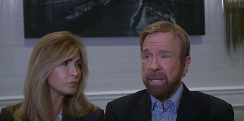 A screenshot of Gena O'Kelly and Chuck Norris opening up about her medical nightmare from a YouTube video dated November 2, 2017. | Source: YouTube/ KPIX | CBS NEWS BAY AREA