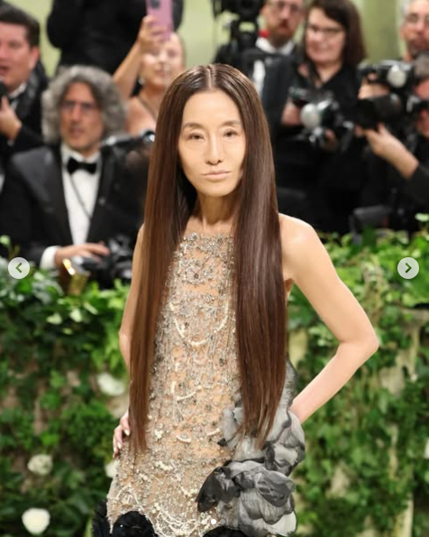 Vera Wang | Source: Instagram/verawanggang / verawang