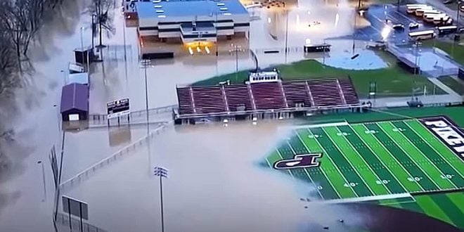 Footage Captures US Town Engulfed by Raging Floodwaters – Photos & Videos