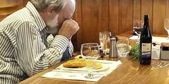 I Served an Elderly Man Dinner for Two, but When No One Came, I Uncovered a Truth That Left Me Stunned — Story of the Day