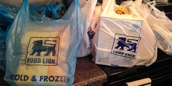 My Husband Left Me with Heavy Grocery Bags to Hang out with Friends – He Soon Regretted It