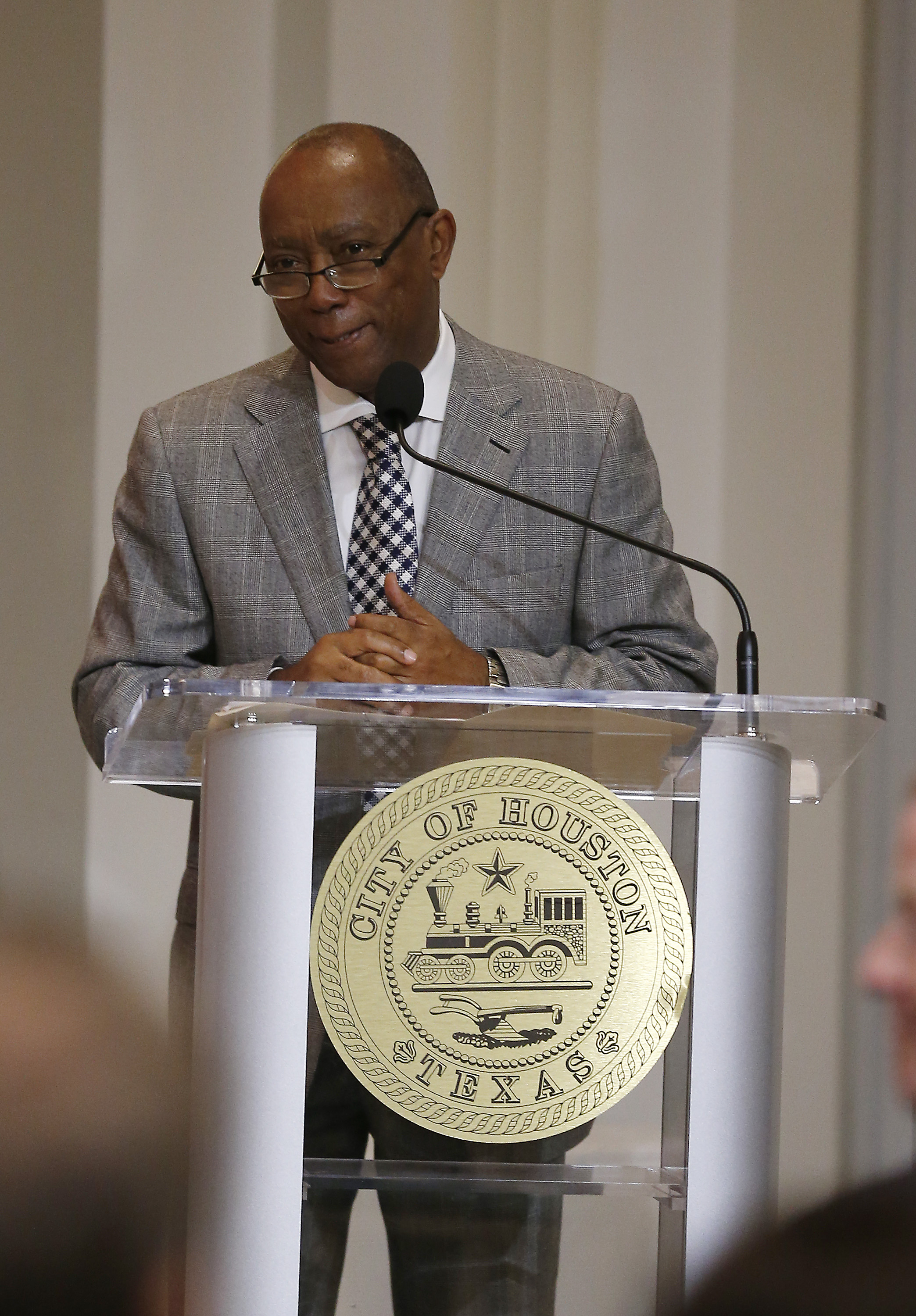 Sylvester Turner welcomes Mary, Crown Princess of Denmark and other distinguished guests at city hall on March 12, 2019, in Various Cities | Source: Getty Images