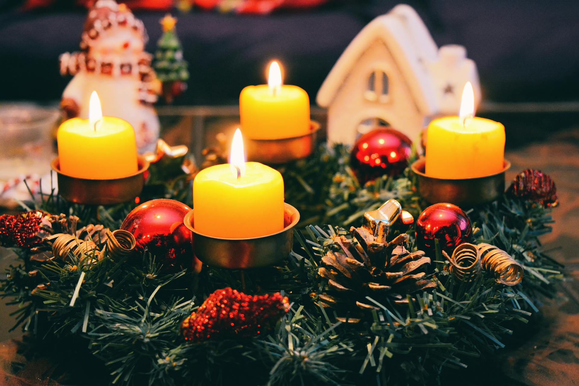 Christmas decor | Source: Pexels