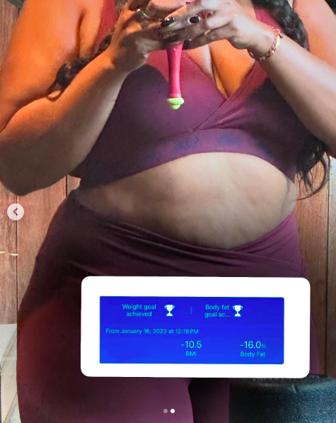 A close-up photo of Lizzo's midsection after she met her weight release goal, posted on January 26, 2025. | Source: Instagram/lizzobeeating