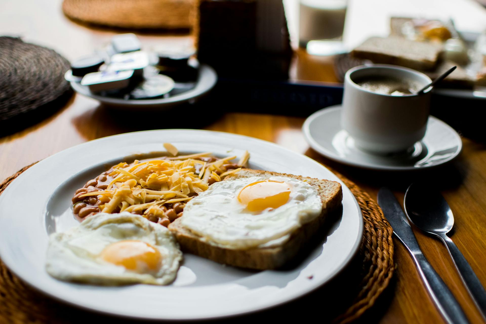 Breakfast on a table | Source: Pexels