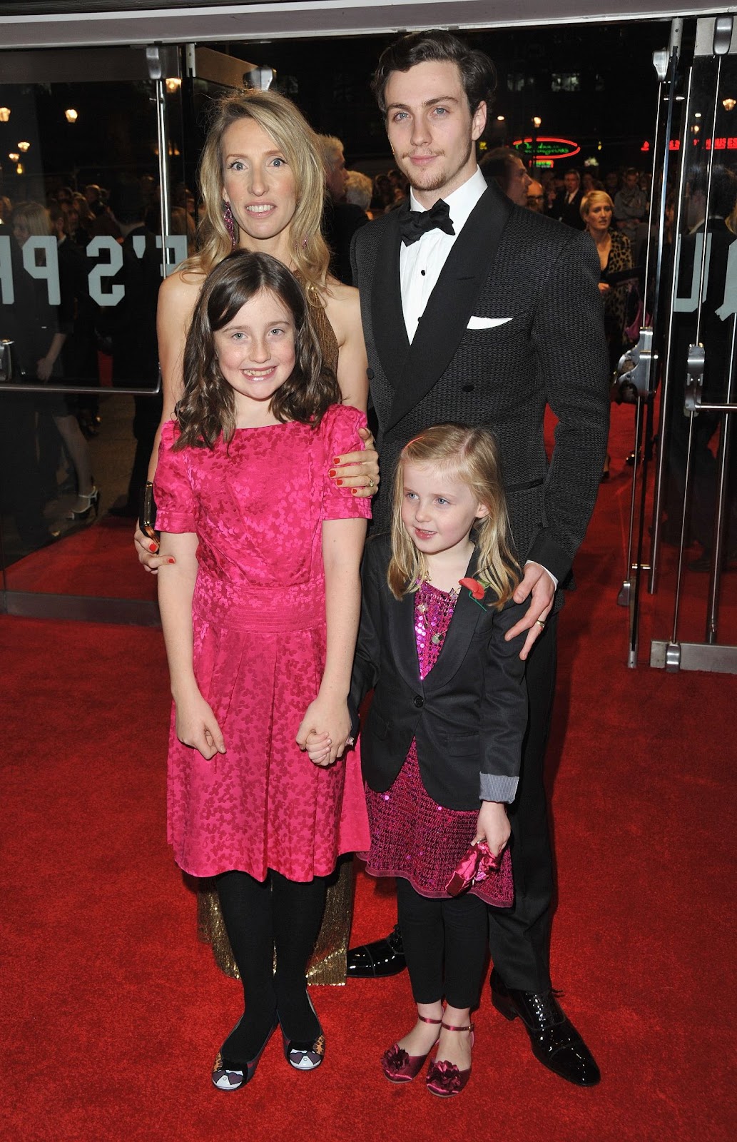 Sam and Aaron Taylor-Johnson with their daughters at the premiere of "Nowhere Boy" during The Times BFI London Film Festival on October 29, 2009, in England. | Source: Getty Images